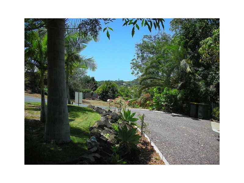 3 Woodlands Drive, Eimeo QLD 4740