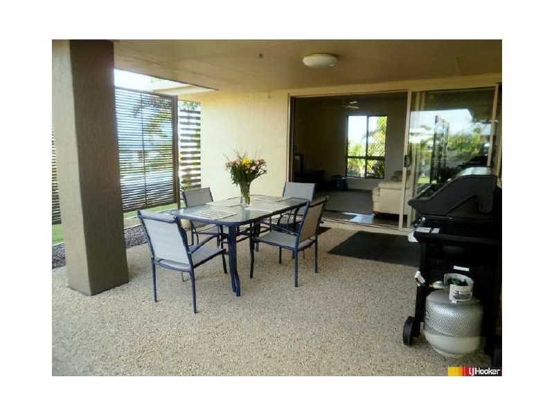 2 Shamic Court, Eimeo QLD 4740