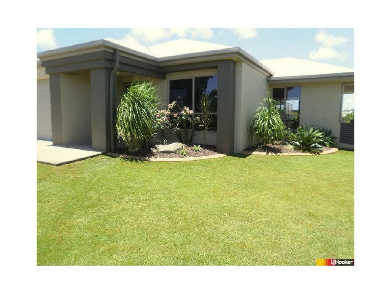 2 Shamic Court, Eimeo QLD 4740
