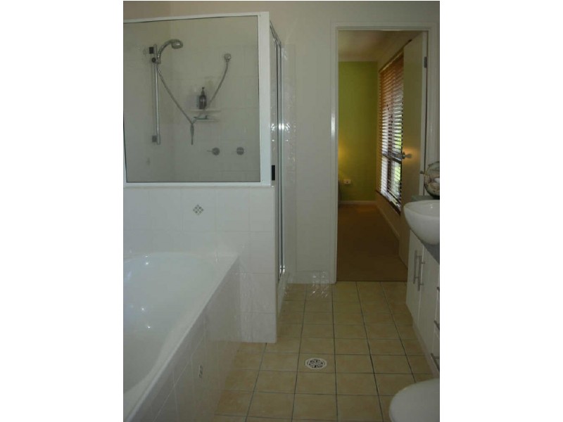 7 Starboard Circuit, Shoal Point QLD 4750