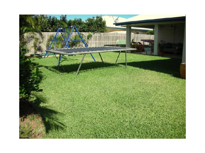 7 Starboard Circuit, Shoal Point QLD 4750