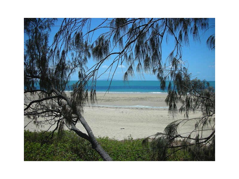 7 Starboard Circuit, Shoal Point QLD 4750