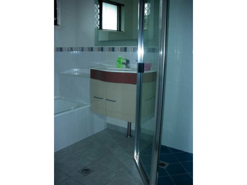 2 Townsend Street, Bucasia QLD 4750