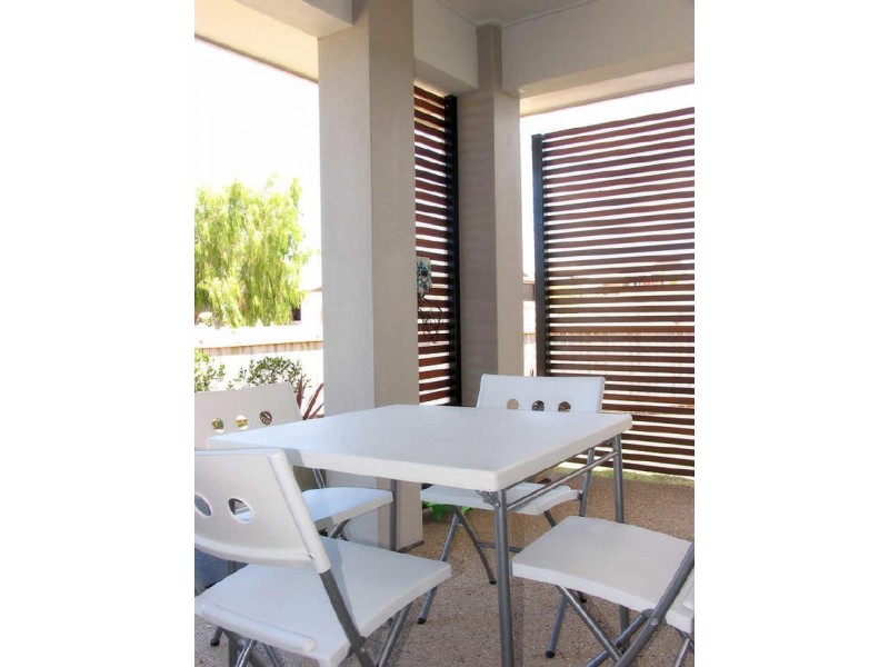 2 Townsend Street, Bucasia QLD 4750