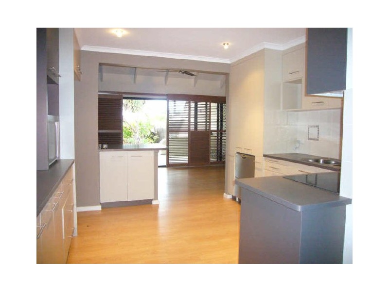 13 Saltwater Street, Eimeo QLD 4740