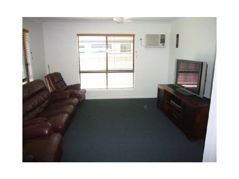 7 Friarbird Avenue, Blacks Beach QLD 4740