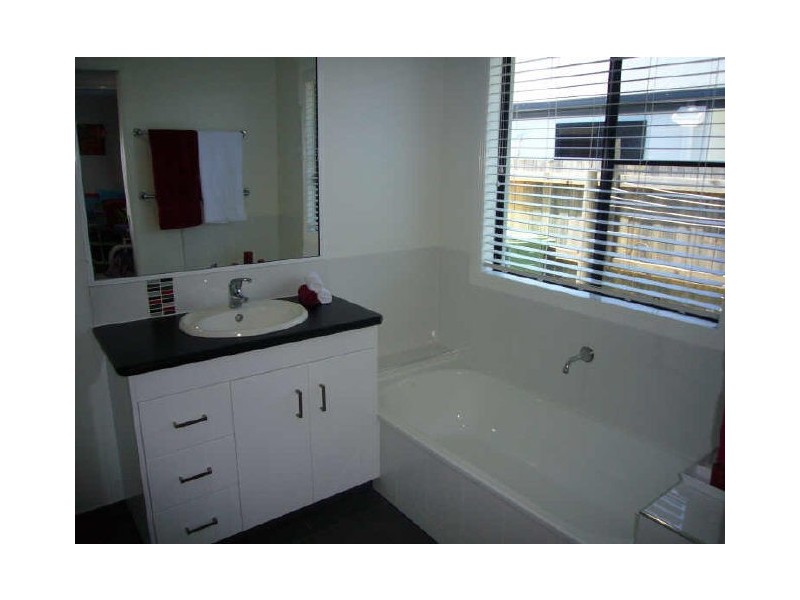 7 Friarbird Avenue, Blacks Beach QLD 4740