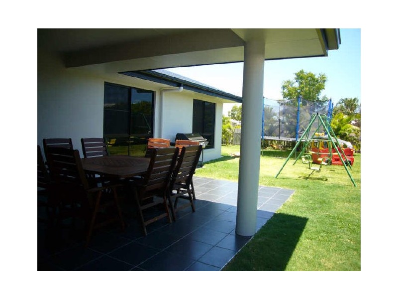 7 Friarbird Avenue, Blacks Beach QLD 4740