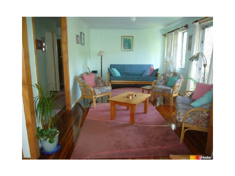 11 Edmonds Street, Bucasia QLD 4750