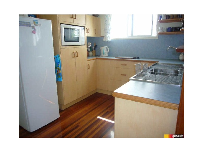 11 Edmonds Street, Bucasia QLD 4750