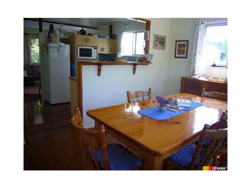 11 Edmonds Street, Bucasia QLD 4750