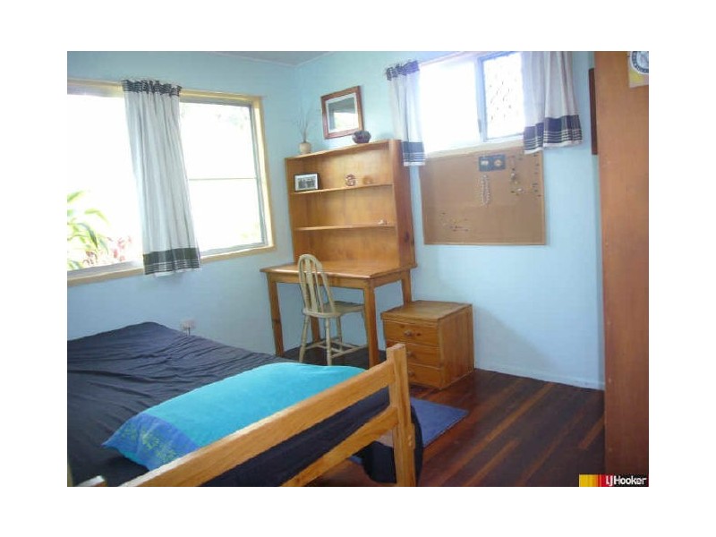 11 Edmonds Street, Bucasia QLD 4750