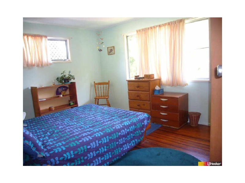 11 Edmonds Street, Bucasia QLD 4750