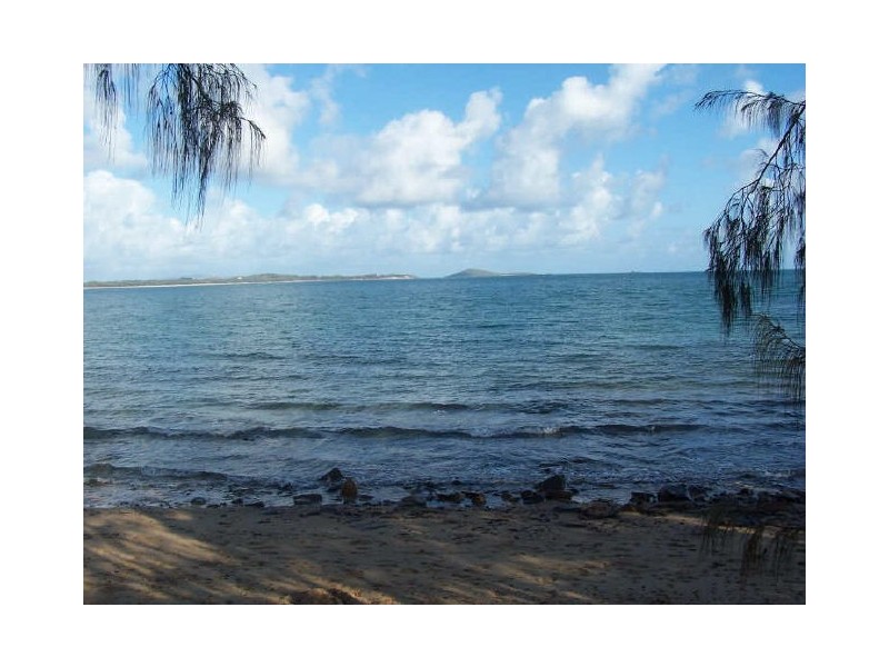 41 Beach Road, Dolphin Heads QLD 4740