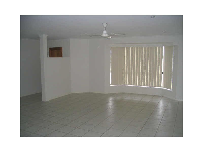 11 The Quarterdeck, Blacks Beach QLD 4740