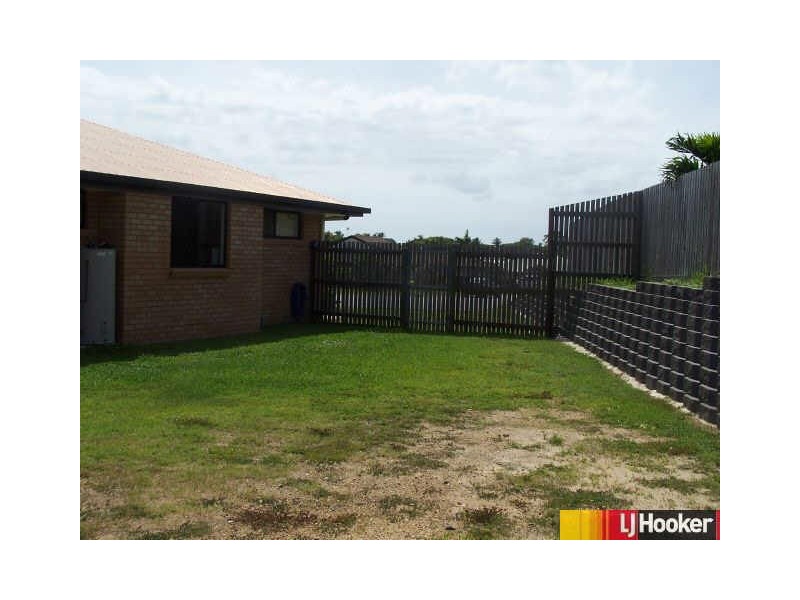 11 The Quarterdeck, Blacks Beach QLD 4740