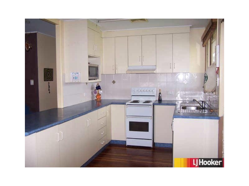 8 Zammit Street, North Mackay QLD 4740