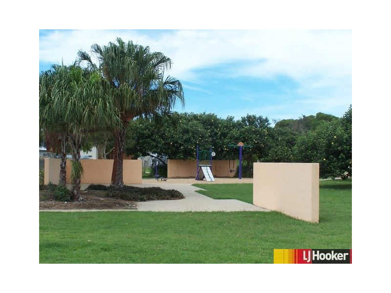 1 Corella Way, Blacks Beach QLD 4740