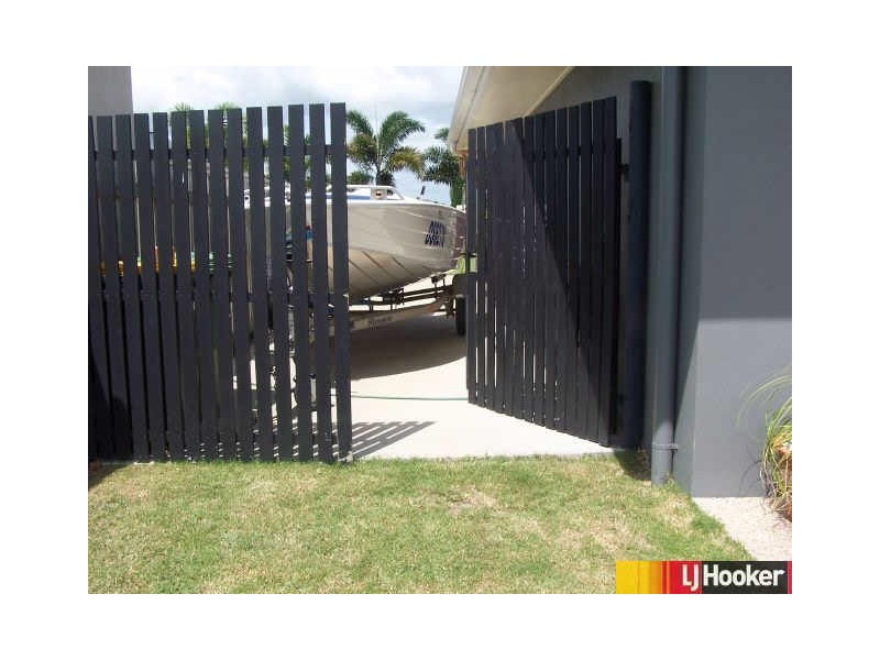 55 Royal Sands Boulevard, Bucasia QLD 4750