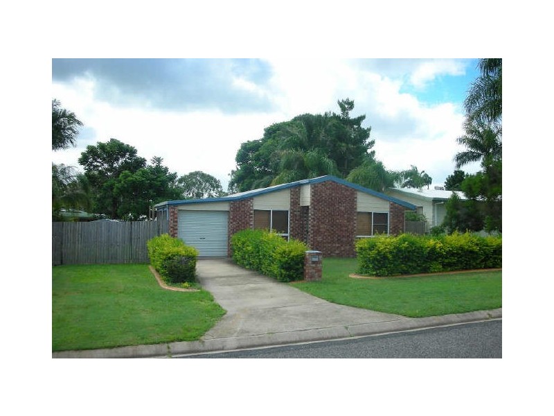 20 Stott Street, Bucasia QLD 4750