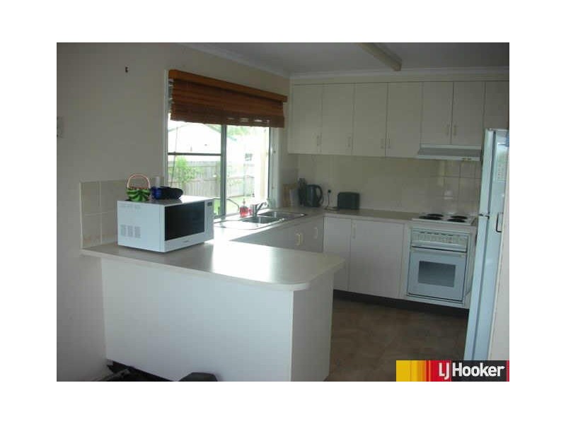 20 Stott Street, Bucasia QLD 4750