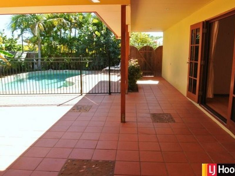 15 Michelle Crescent, Bucasia QLD 4750