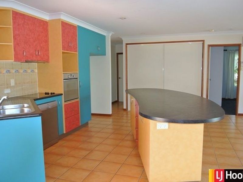 15 Michelle Crescent, Bucasia QLD 4750