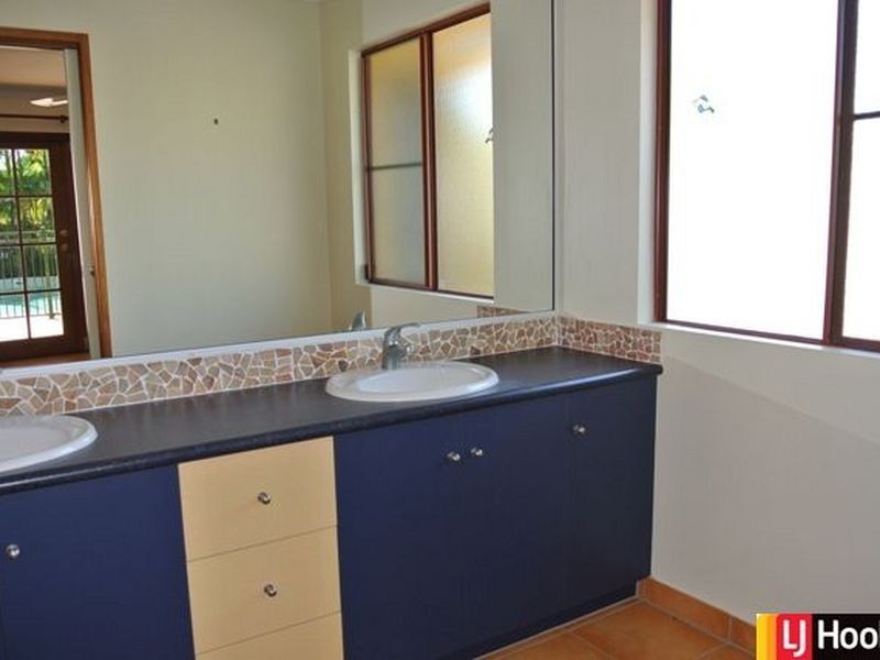 15 Michelle Crescent, Bucasia QLD 4750