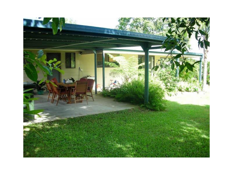 20 Geoffrey Thomas Drive, Bucasia QLD 4750