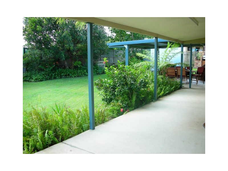 20 Geoffrey Thomas Drive, Bucasia QLD 4750