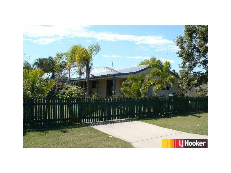 20 Geoffrey Thomas Drive, Bucasia QLD 4750