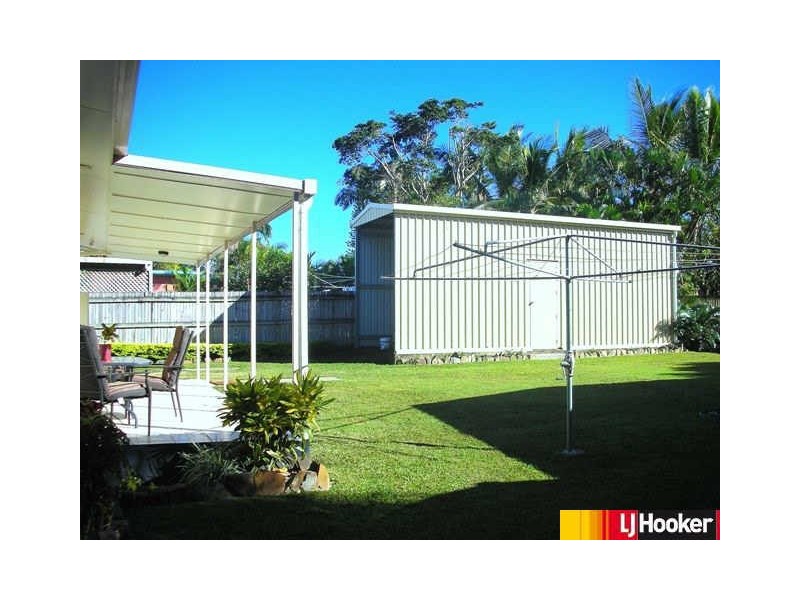 14 Christensen Street, Bucasia QLD 4750