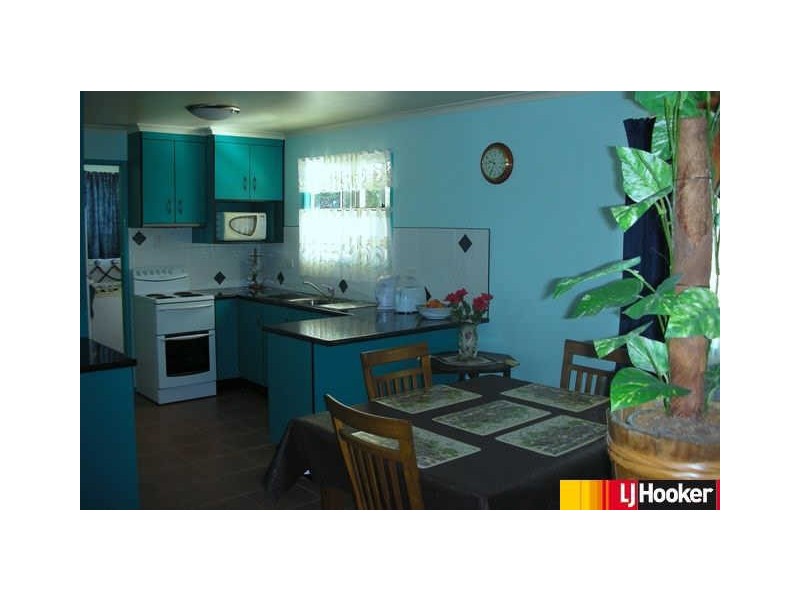 14 Christensen Street, Bucasia QLD 4750