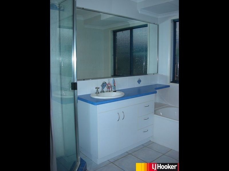 18 Marine Parade, Bucasia QLD 4750