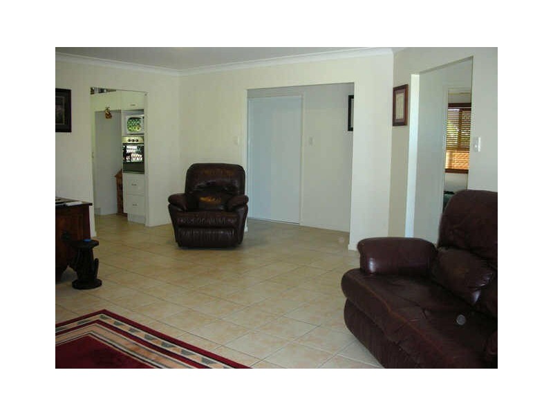 21 Michelle Crescent, Bucasia QLD 4750