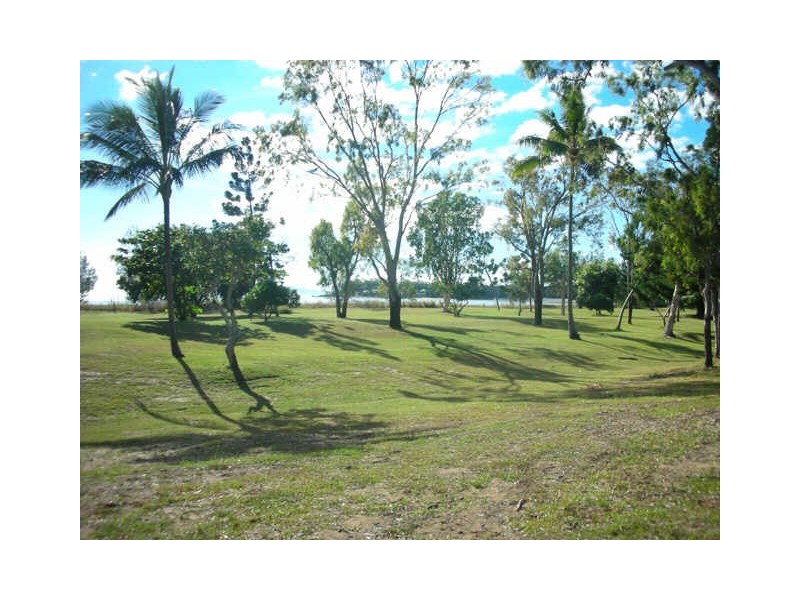 21 Michelle Crescent, Bucasia QLD 4750