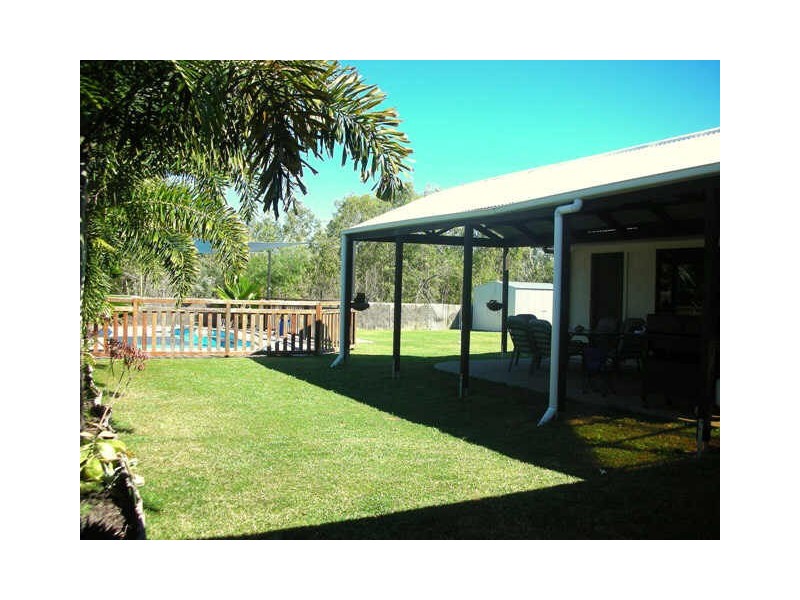 21 Michelle Crescent, Bucasia QLD 4750