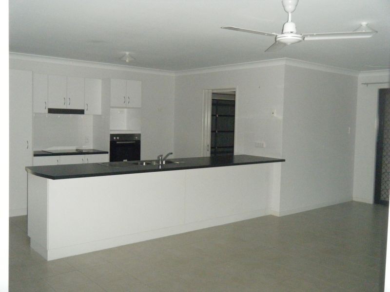 36 Jasmine Drive, Blacks Beach QLD 4740