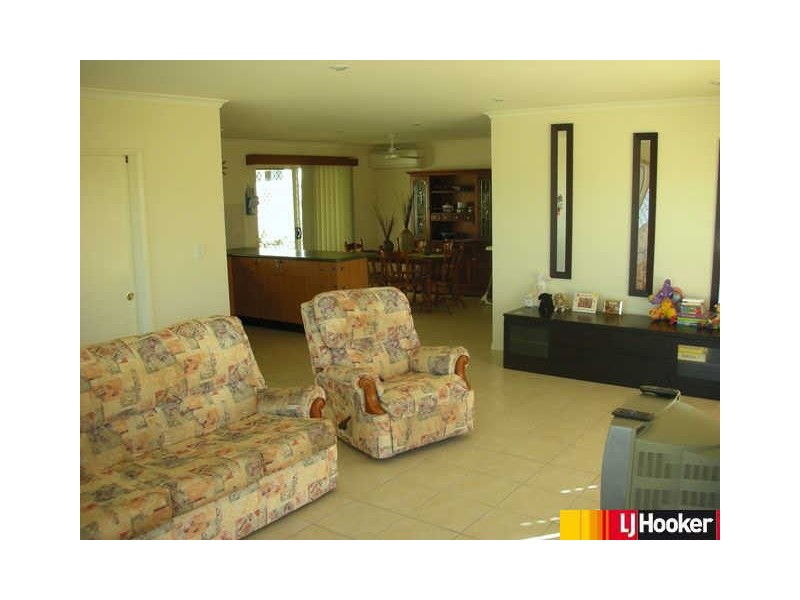 19 Sharp Street, Rural View QLD 4740