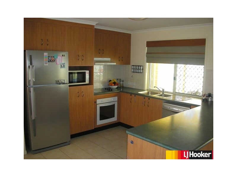 19 Sharp Street, Rural View QLD 4740