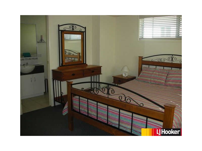 19 Sharp Street, Rural View QLD 4740