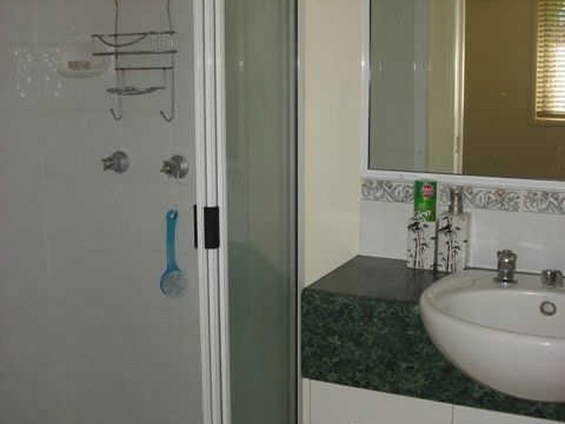 19 Sharp Street, Rural View QLD 4740