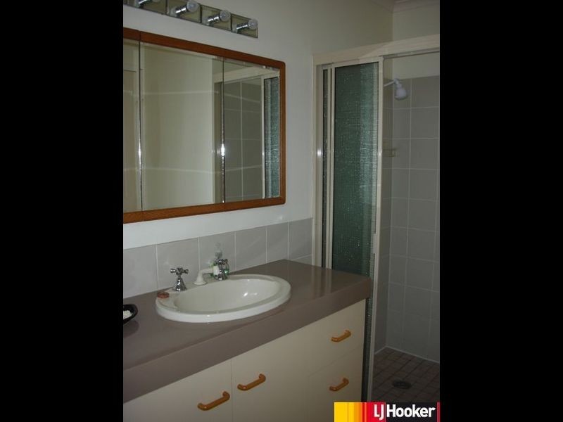12 Kemp Street, Bucasia QLD 4750