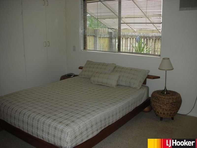 12 Kemp Street, Bucasia QLD 4750