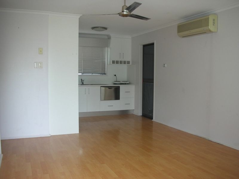 18 Kemp Street, Bucasia QLD 4750