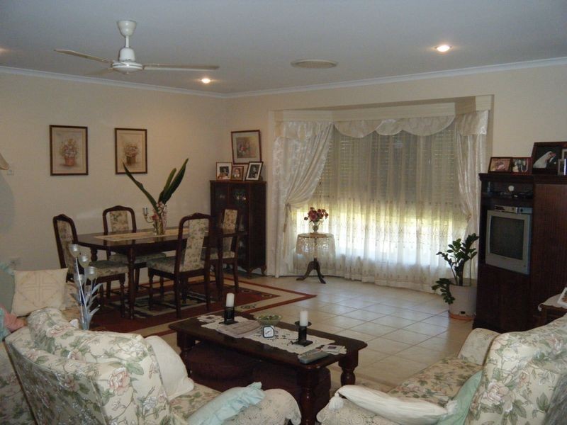 3 Wilcox Street, Eimeo QLD 4740