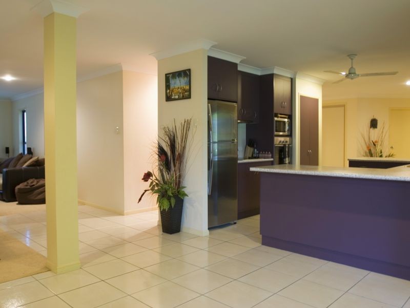 49 Slater Avenue, Blacks Beach QLD 4740