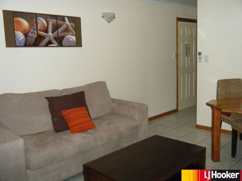 28 Bourke Street, Mackay QLD 4740