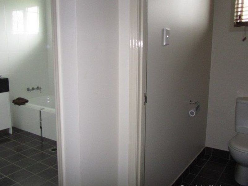 2/8 Admiral Drive, Dolphin Heads QLD 4740