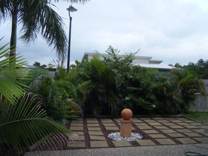42 Corella Way, Blacks Beach QLD 4740